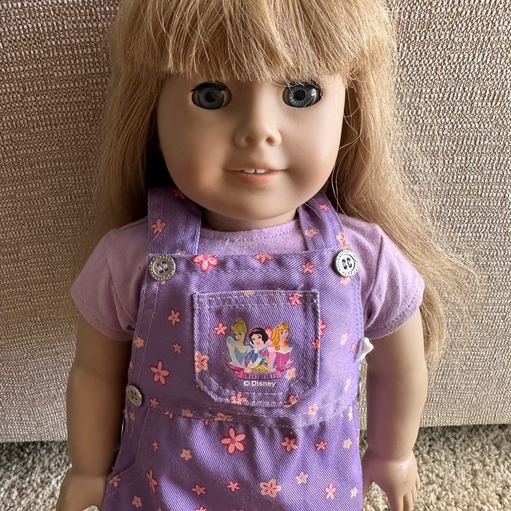 American girl doll - Kirsten (retired)